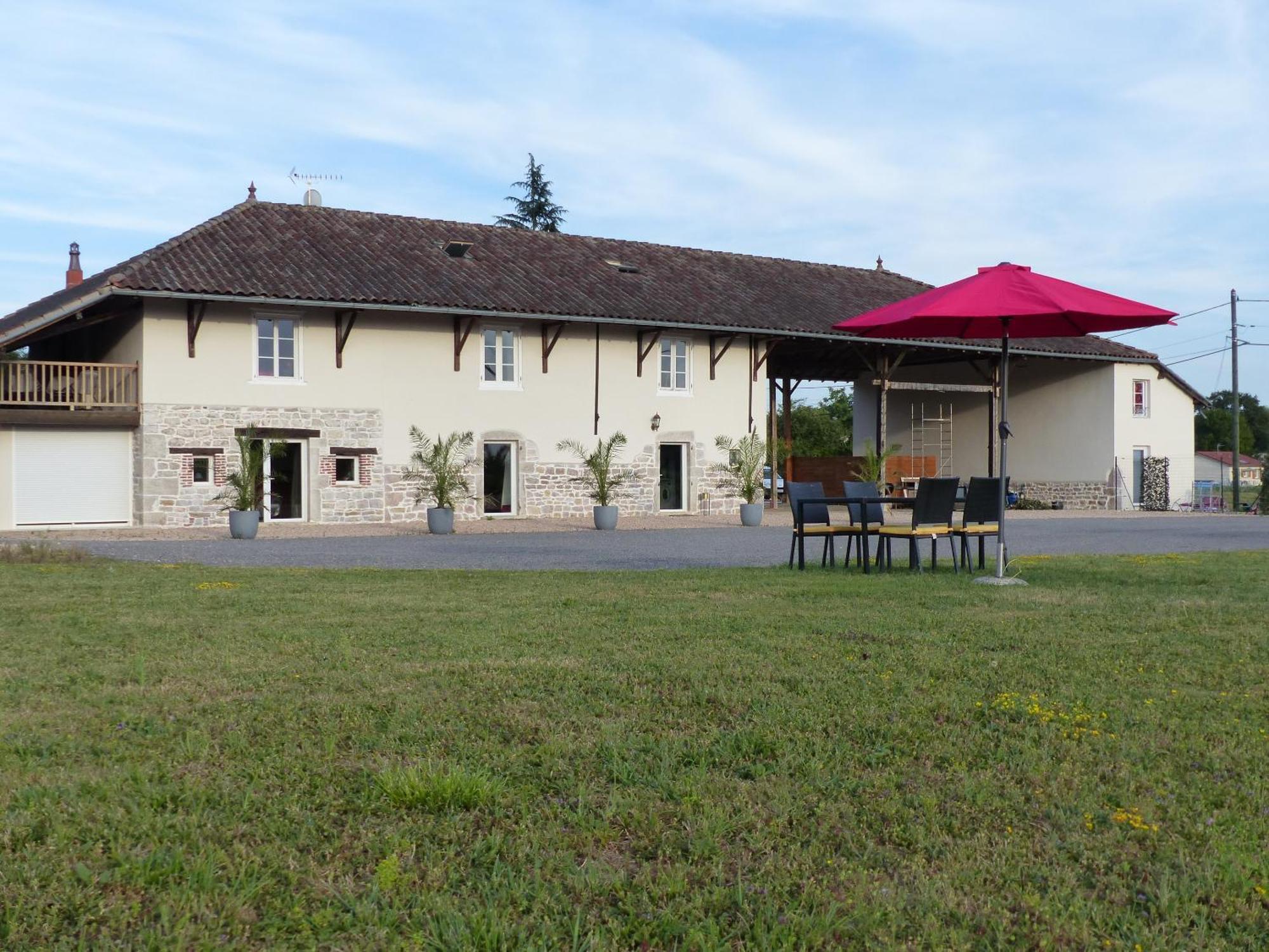Gites Domaine De La Rochere Domsure Zewnętrze zdjęcie